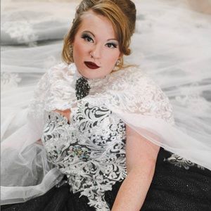 Meet your Posher, Shay